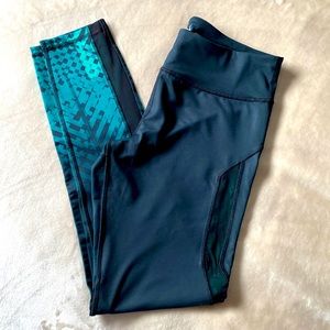 Never worn Express Leggings